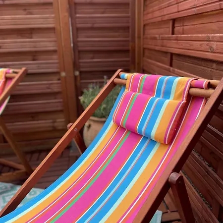 Avec Terrasse A Deux Pas De L'ocean *